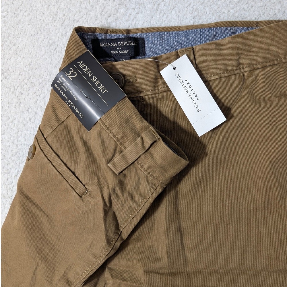NEW Banana Republic Aiden Shorts Mens 32/10 Brown Slim Fit Cotton Chino $55
